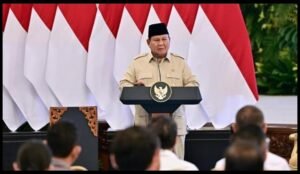 Presiden Prabowo Subianto memberikan pernyataan dalam konferensi pers terkait penegakan hukum kasus mantan pejabat BGN